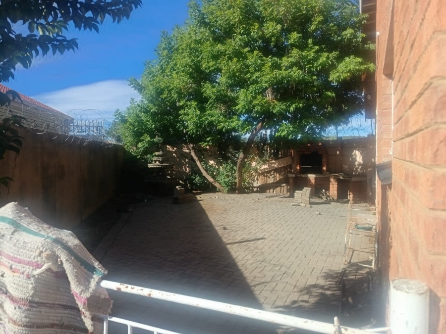 4 Bedroom Property for Sale in Gemdene Northern Cape
